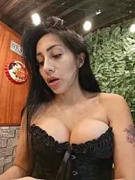 IsabellitaVIP webcam model stream image