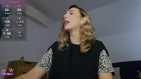 KhloeK webcam model stream image