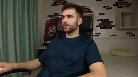KyloEast webcam model stream image