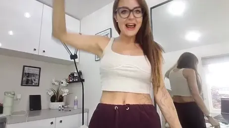 Skarlet_x webcam stripchat model stream image