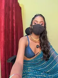 Riya_R24 webcam stripchat model stream image