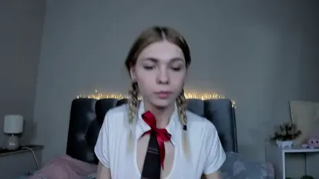 Blondy_Fina webcam model stream image