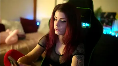 Bellis_Perenis webcam model stream image