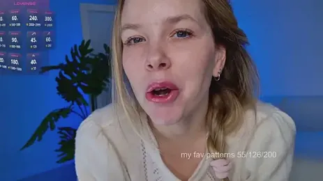 milly_shy webcam model stream image